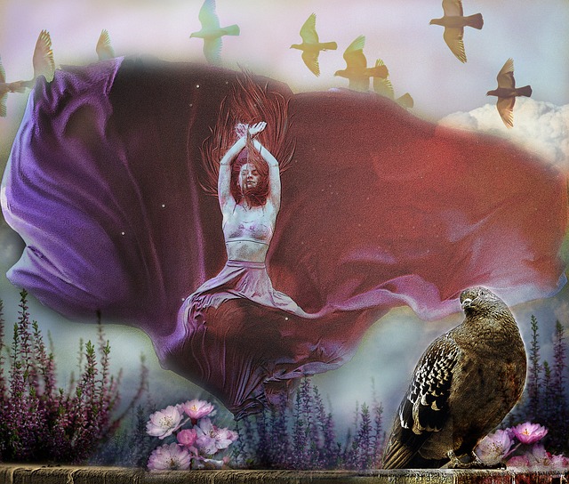 她被寄予厚 她被寄予厚