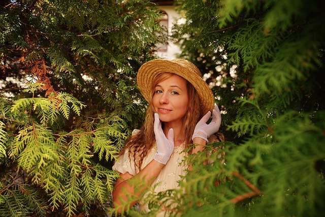 歡呼吧！巴薩隊服加持滾石樂隊標誌性唇舌徽標！.