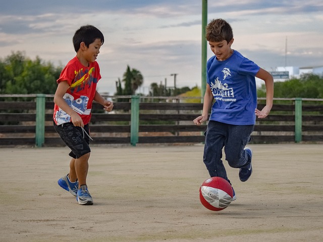 多重因素共 多重因素共